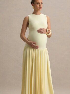 Club London - Lemon Crew-Neck Maternity Maxi Dress With Pleated Skirt